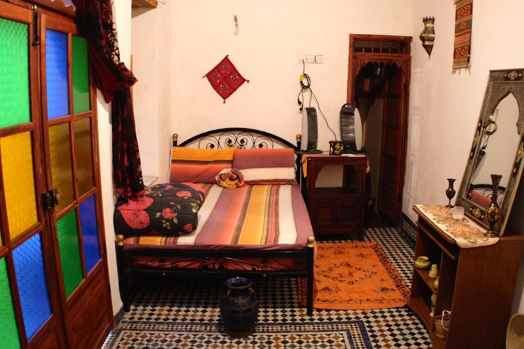 Riad Mikou Фес Екстериор снимка