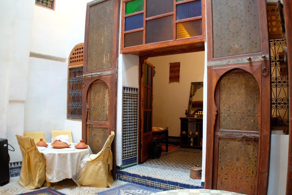 Riad Mikou Фес Екстериор снимка