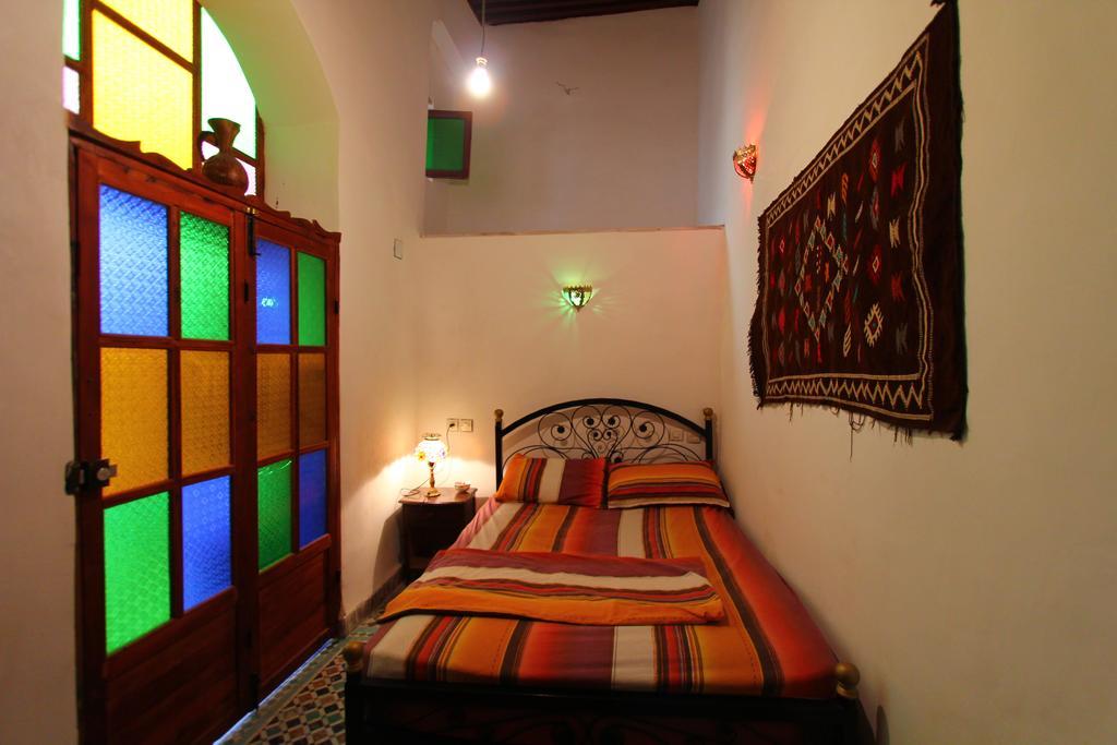 Riad Mikou Фес Екстериор снимка