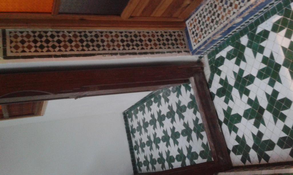 Riad Mikou Фес Екстериор снимка