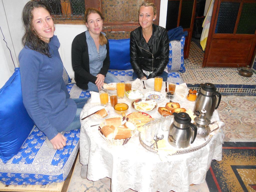 Riad Mikou Фес Екстериор снимка